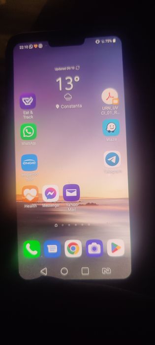 Vând Telefon LG v40