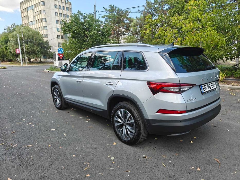SKODA Kodiaq 2023 — imagine 3