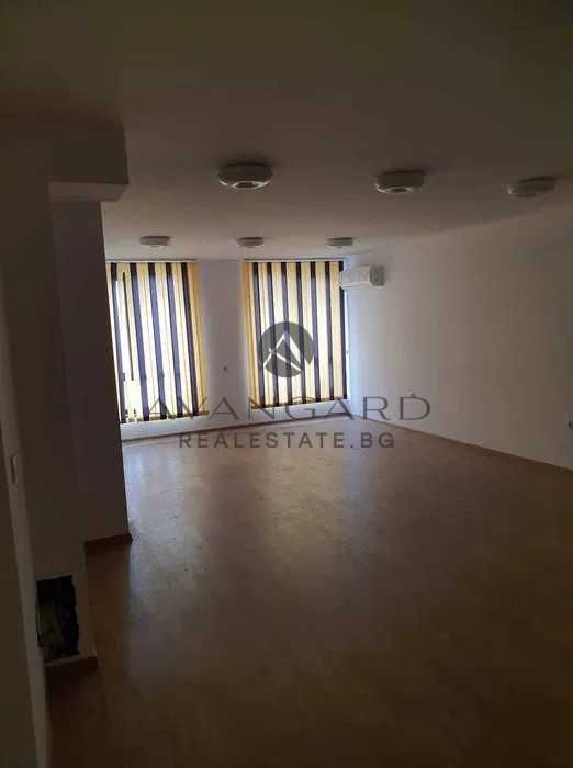 Продава се Офис в Пловдив, Кършияка - 121 кв.м за 1500 €/кв.м - Снимка #8
