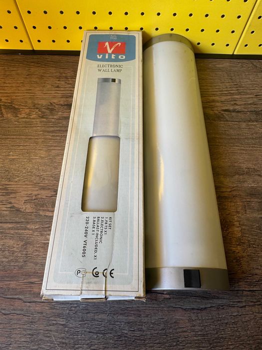 Aplică de perete Vito VT6005 8W T5 cu balast electronic