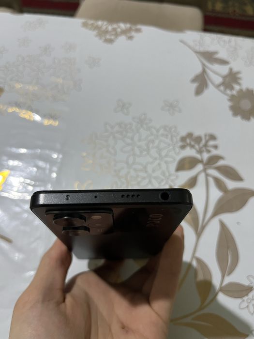 Poco x5 pro 256gb в идеале б/у