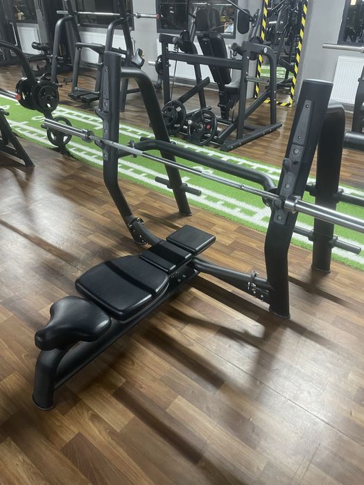 Vand banca piept olimpica