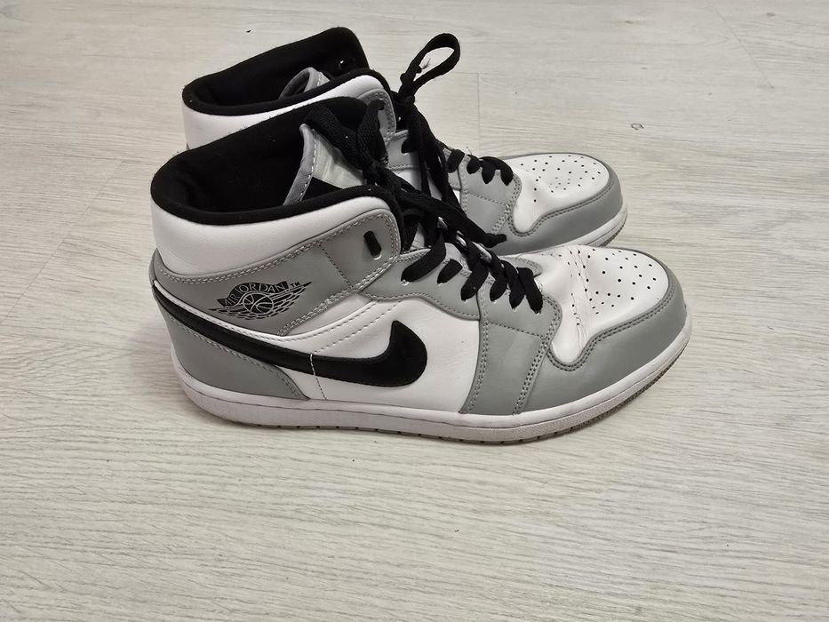 Маратонки Nike Air Jordan 1 Mid – като нови