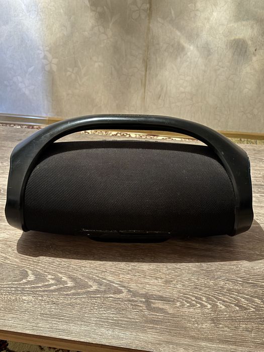 Колонка JBL boombox