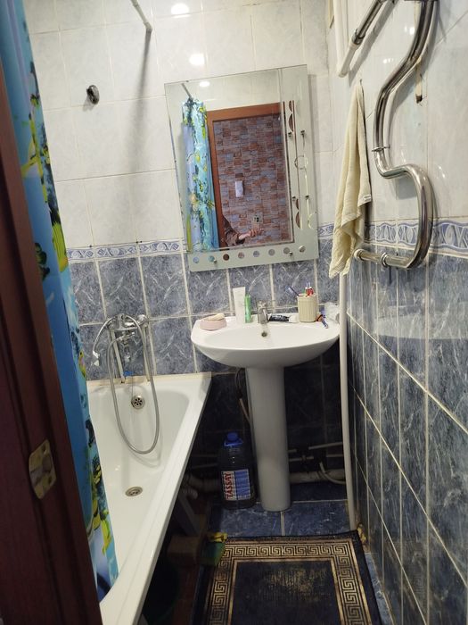 Сдам 2 комн квартиру в центре