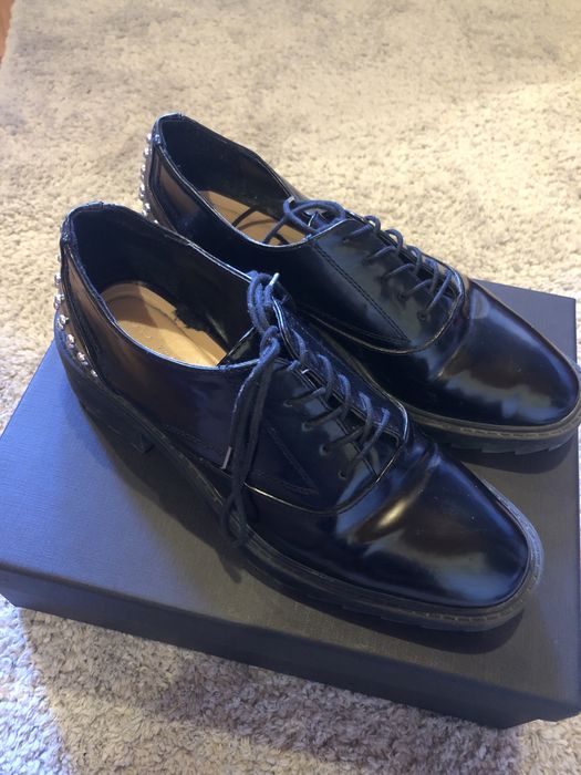 Елвгантни Brogue обувки Zara