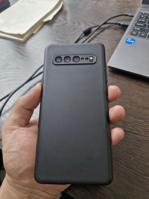 Samsung Galaxy S10 5G 512GB sotiladi

• Model: Samsung Galaxy S10 5G
•