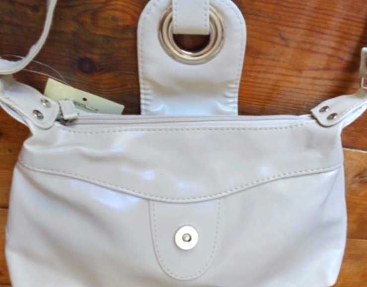 Дамска БЕЖОВА ЧАНТА с дълга дръжка Alessandro Salvatore