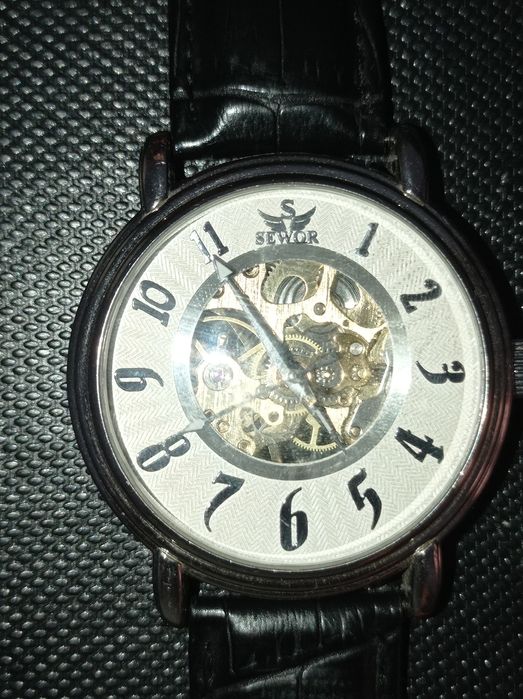 Mexanik soat SEWOR