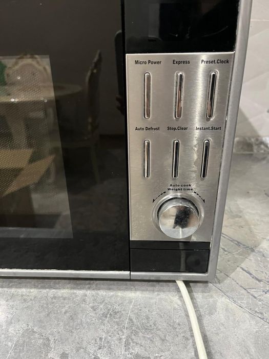 Продам микроволновую печь