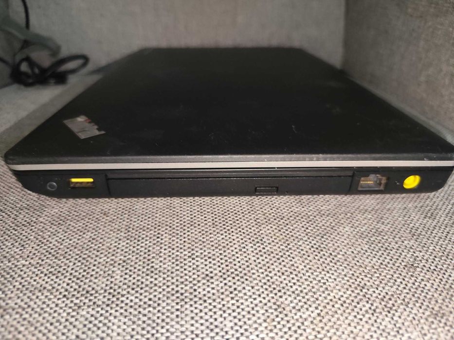 Laptop Lenovo E530, I3, 4Gb Ram, ssd120Gb, garantie! Schimburi!