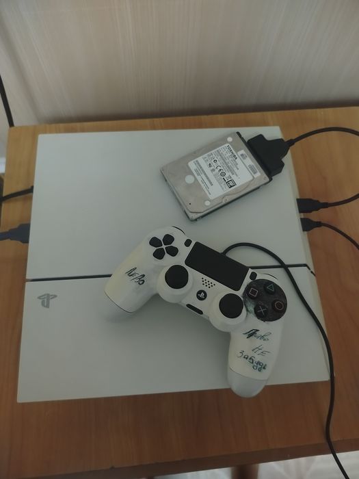 PlayStation 4, не рабочий дисковод, много игр