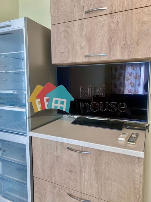 Дава се под наем Тристаен апартамент в Варна, Гръцка махала - 70 кв.м за 1000 € - Снимка #2