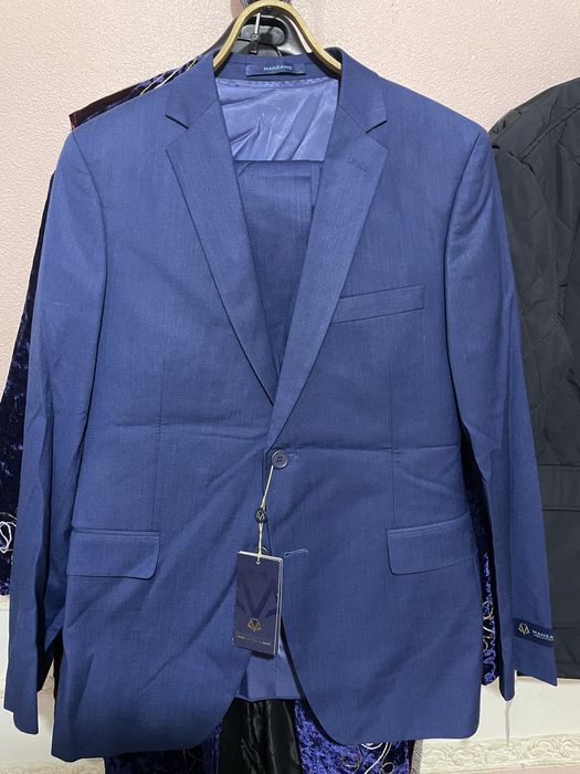 Костюм сатылады