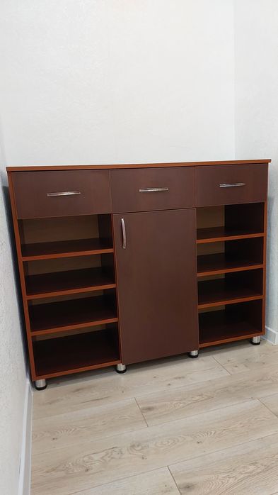 Тумба в прихожку