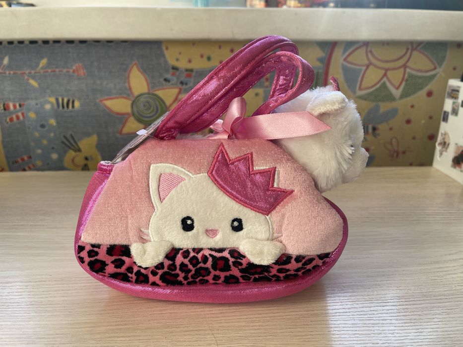 Детская сумочка с игрушкой