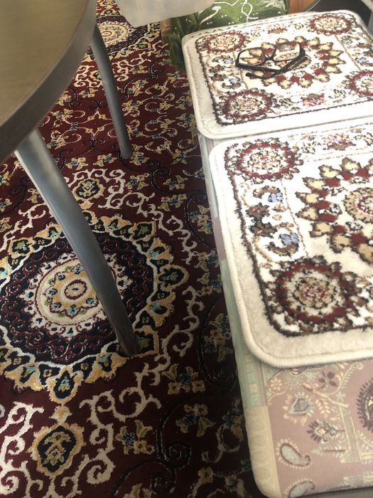 Продам кухонный угловой диван