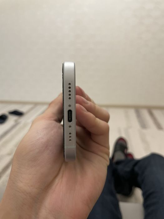 Айфон 15 в хорошем состояний