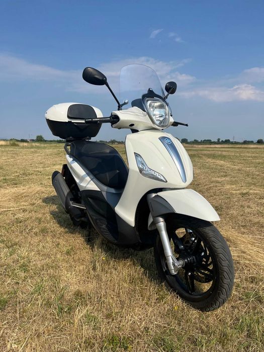 Piaggio Beverly ST -Sport Touring 350