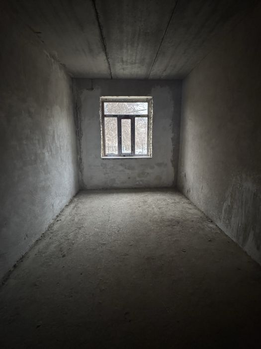 2 xonalik 1-qavat karobka sotiladi