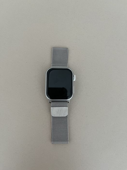 Apple watch SE,срочно продаю!