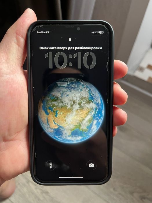 IPHONE 11 в хорошем состоянии