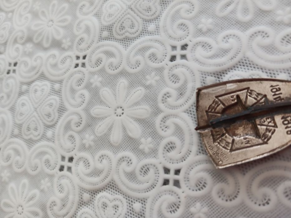 Старинни, битови предмети и знак, кокарда