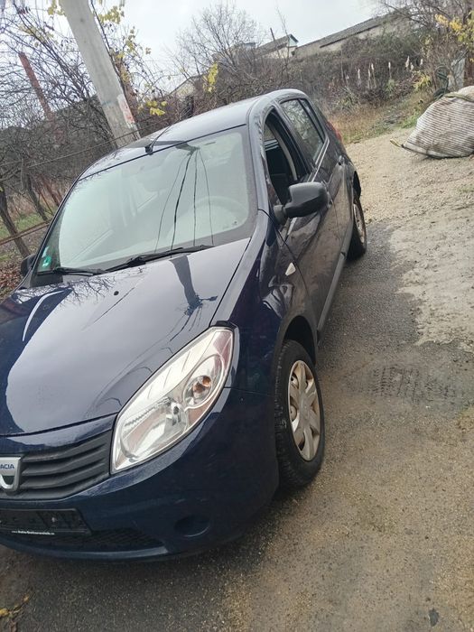 Vând Dacia Sandero