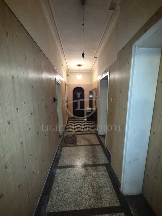 Реф. 978 Етаж от къща / ГАРАЖ И ДВОР/ Водната Палата