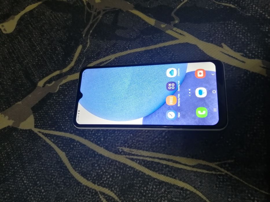 Продам телефон Samsung A23