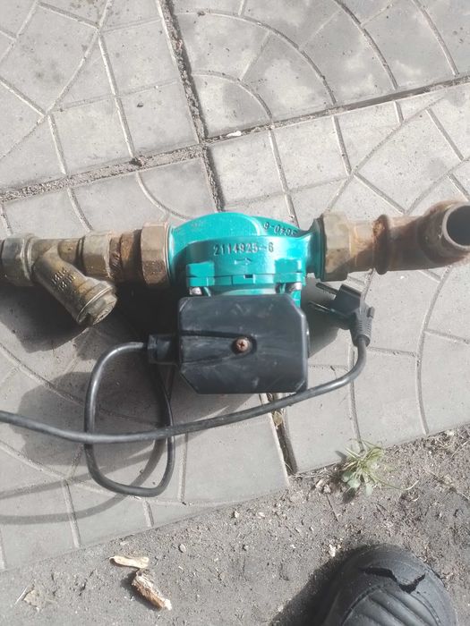 продам водяной насос