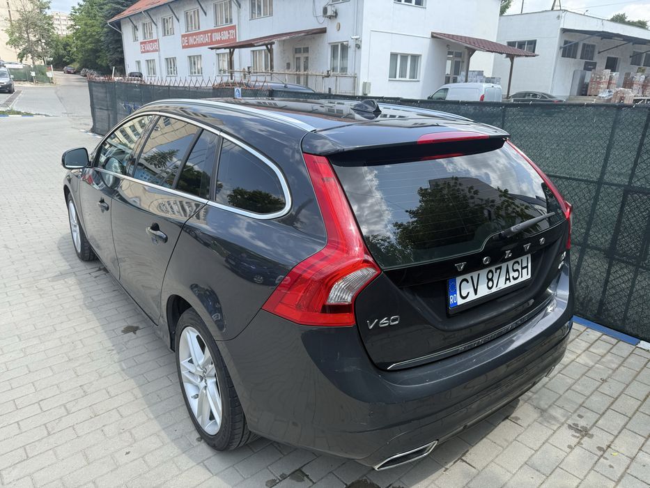 Vand/Schimb Volvo V60 D6 plug in hibrid 2014 (accept si unele schimburi cu masini mai ieftine +diferenta)pret in euro