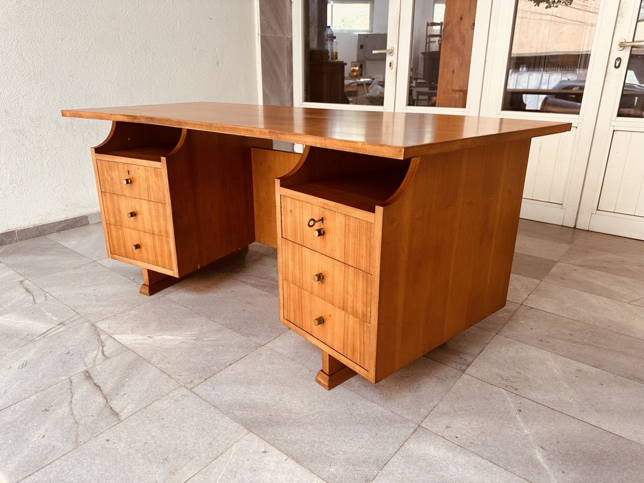 Винтидж италианско бюро – Mid Century (1960–70 г.)