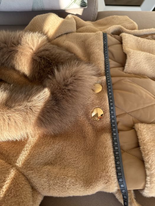 Алкантара Палто с Яка от Лисица