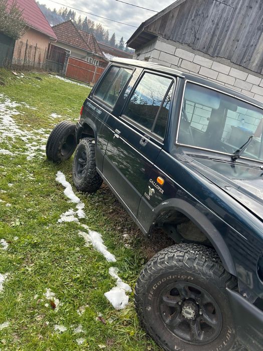 Vând sau dezmembrez Hyundai Galloper!
