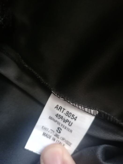 Pantaloni imitație piele