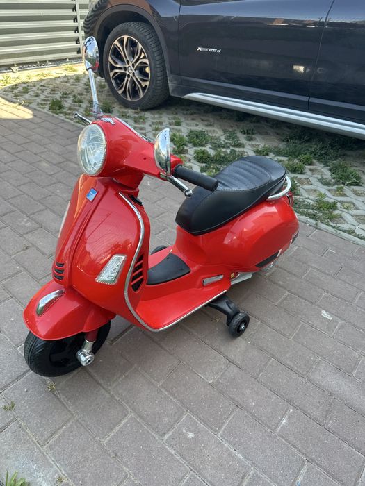 Motor reîncărcabil pentru copii