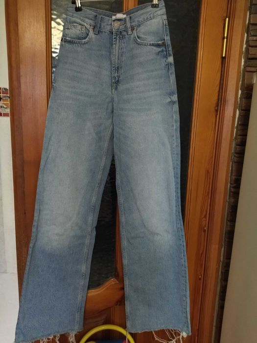 Джинсы новые 25 размер