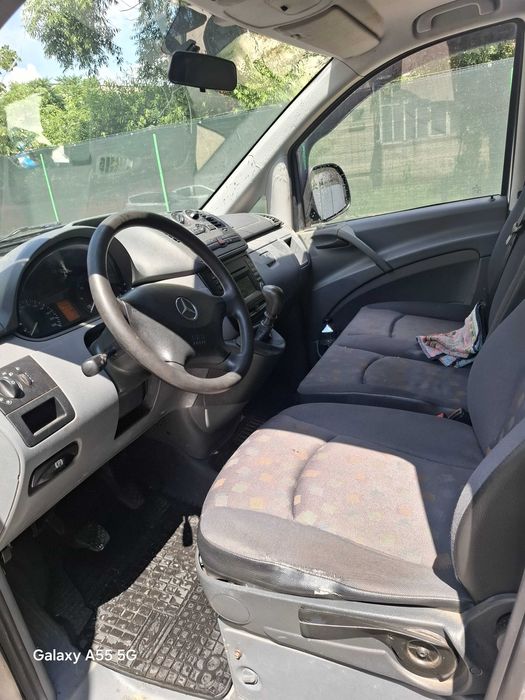 Mercedes Vito an 2009,2,2 Cdi, 5 locuri+ marfa 230000 km