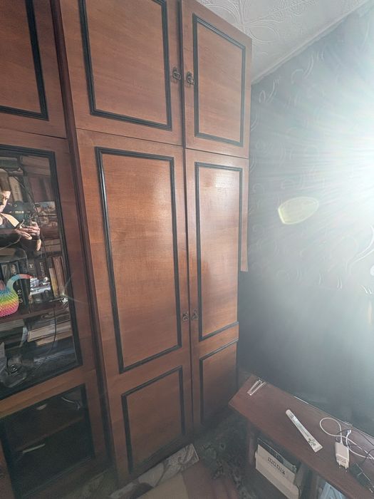 Отдам даром шкаф