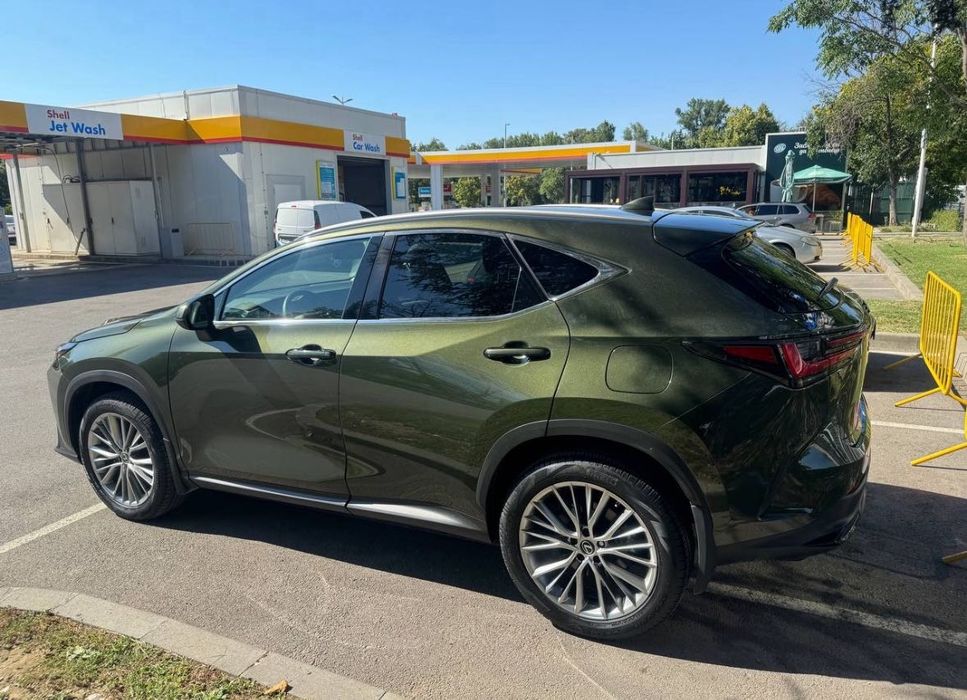 Lexus NX 350h 2023 г