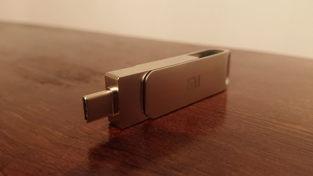 Флашка XIAOMI 4TB + Ключодържател