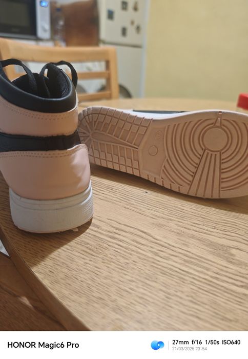 Дамски маратонки