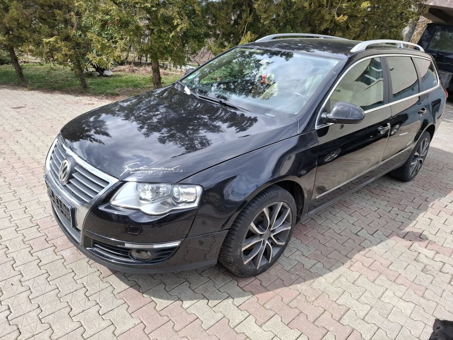 Vând bara fata  VW PASSAT B6 NEGRU LC9X cu senzori și spalatoare