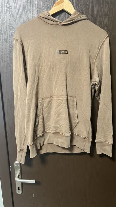 Суичър на reply.