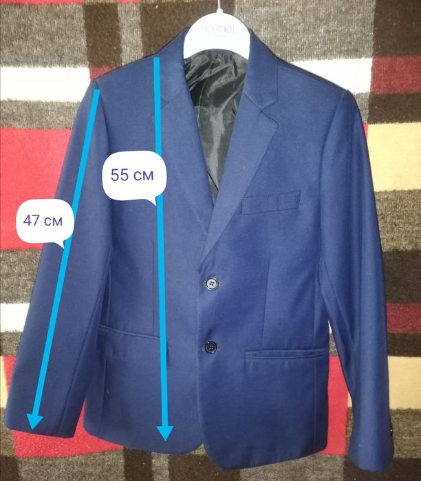 Продам школьный пиджак с жилеткой