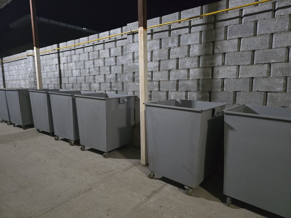 Мусорные контейнер