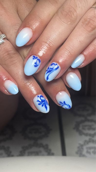 Unghii cu gel si oja semipermanenta