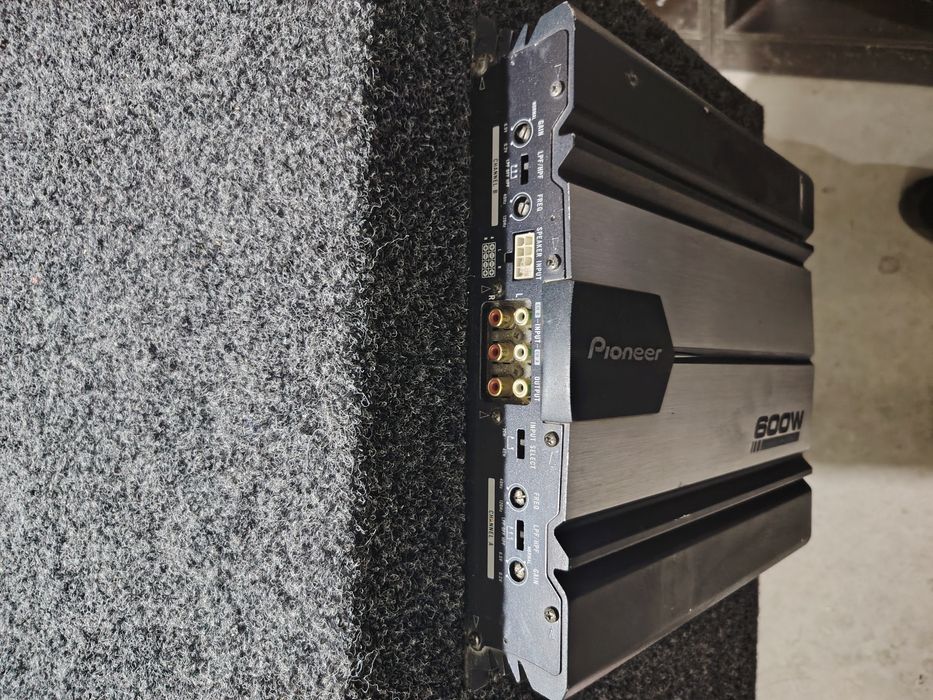 Бас каса 12 със стъпало Pioneer