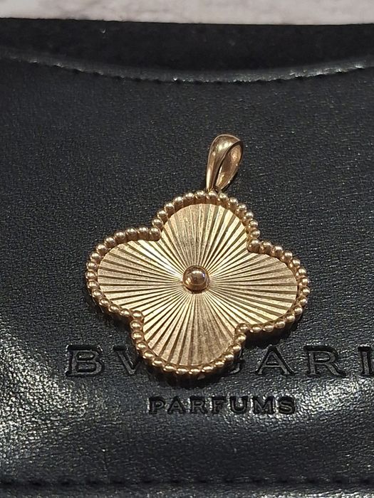 Золотой нвбор Van Cleef.